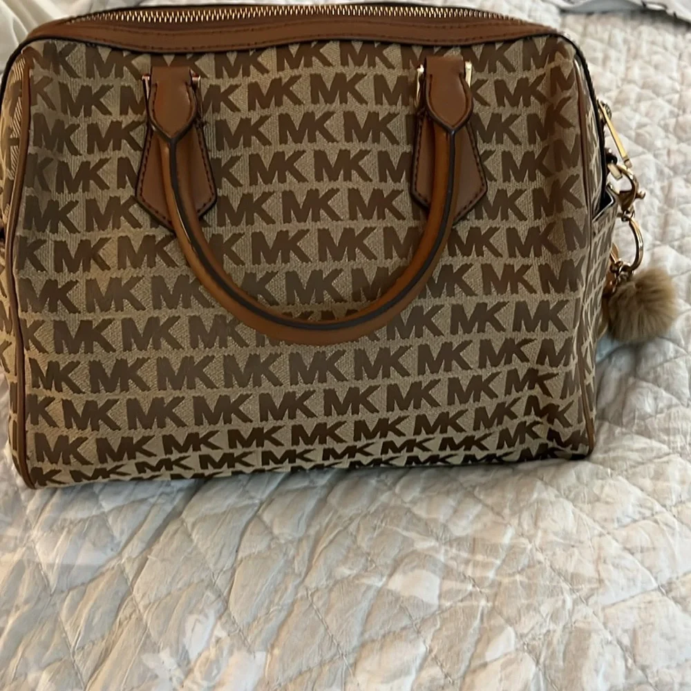 Michael Kors Tan and Brown Signature Tote Satchel - Picture 3 of 12